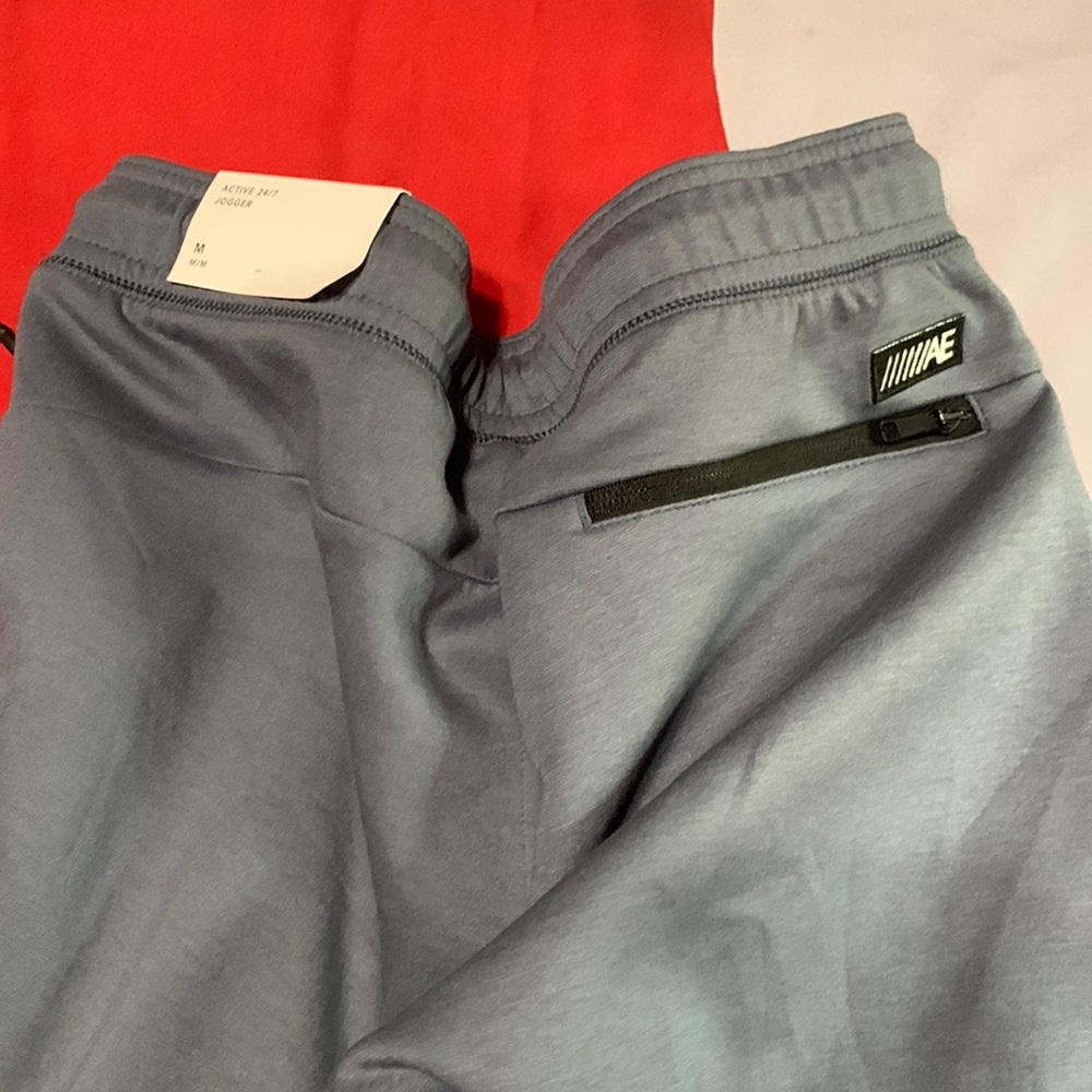 AMERICAN EAGLE JOGGERS